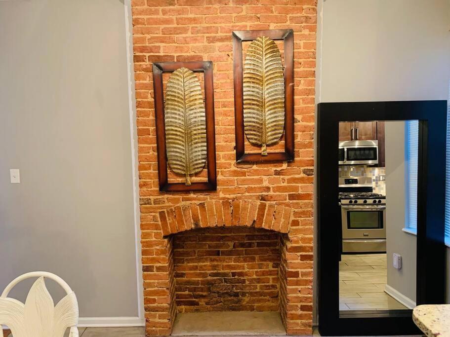 Upscale 2Bd/1.5Ba Townhome Mins To Jhh & Downtown Baltimore Eksteriør bilde
